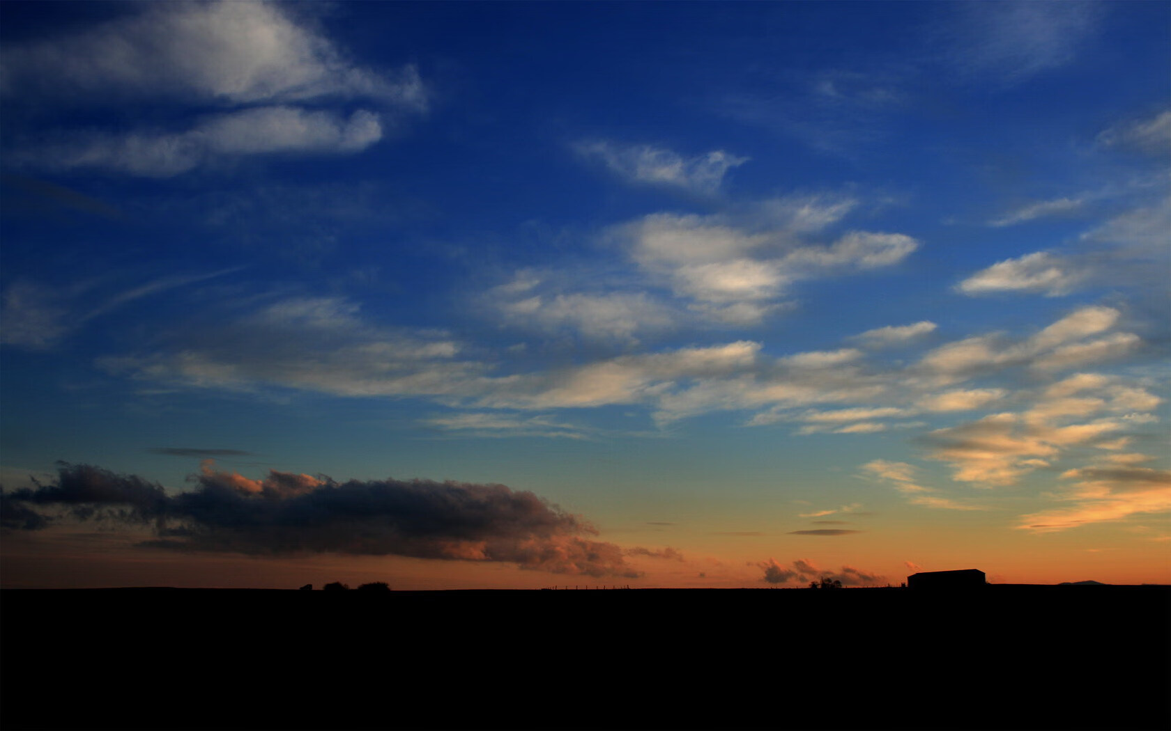 智能监控实现赛场实时应急,智能视频监控装置