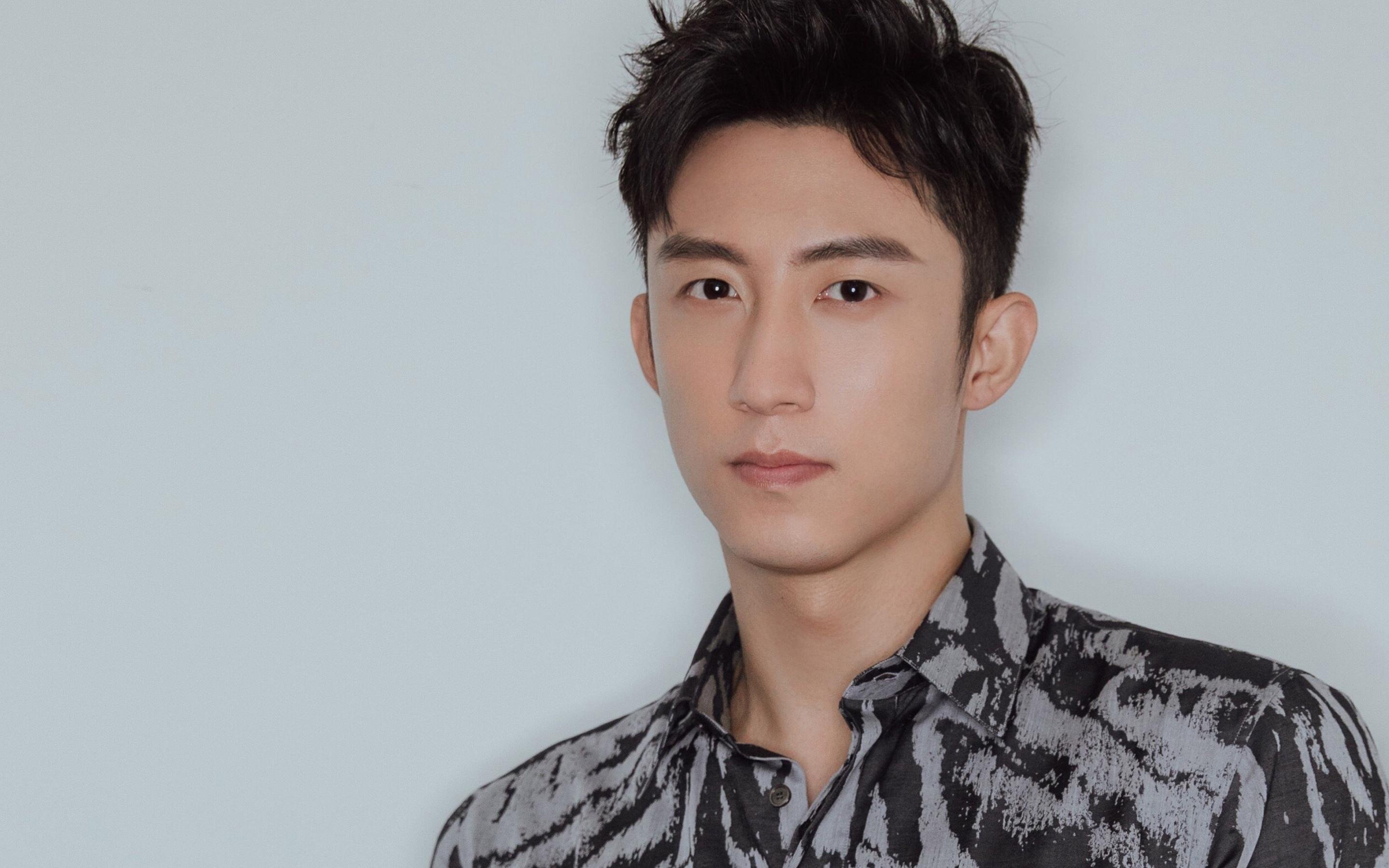 智能数据分析:提升比赛中的战略水平,智能化数据平台